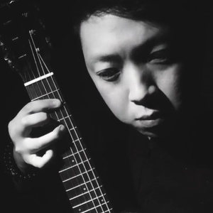 老男人爆插美女阴部狂舔
